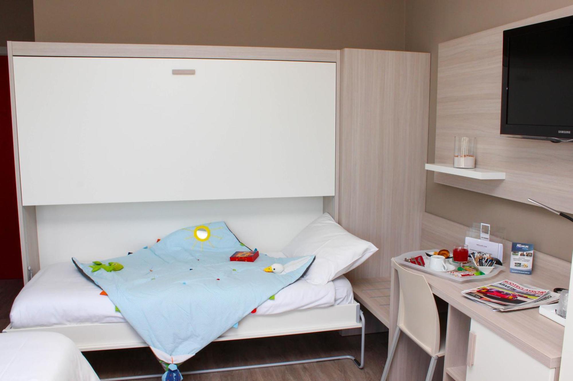Triple Room,1553442793:JPEG